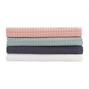 Toalla de Baño Tipo Waffle de Grado Comercial, Alta Densidad, Sin Bolitas, para Hoteles - Product Image 1