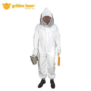 Combinaison de protection intégrale en coton blanc Golden Bear pour apiculteurs avec capuche - Product Image 1
