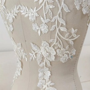 Patch floral brodé à la main de haute qualité avec sequins blancs naturels et effet miroir pour robes de mariée DIY, à appliquer sur la poitrine et le <span class=keywords><strong>dos</strong></span> - Product Image 3