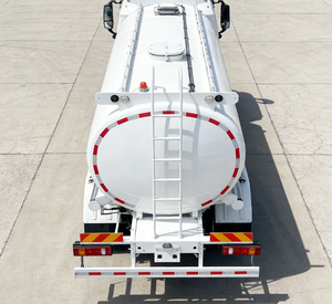 Camion-citerne à essence et diesel HOWO 6x4 10 roues 351-450 CV 20 000 litres 5 000 gallons d'occasion à bas <span class=keywords><strong>prix</strong></span> avec réservoir en alliage d'aluminium - Product Image 6