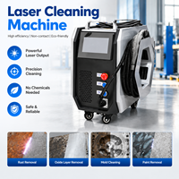 Machine de nettoyage au laser à fibre pulsée 100W 200W, nettoyeur laser portatif pour les équipements alimentaires et de boissons, les réservoirs sanitaires en acier inoxydable