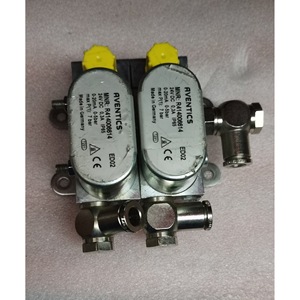 Vanne proportionnelle pneumatique Aventics R414006614 24V DC 0-20mA IP65 Équipement d'automatisation industrielle - Product Image 1