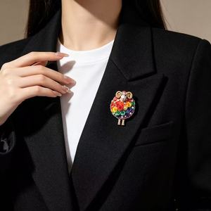 Promotion : Broche Vintage Européenne en Alliage avec Strass, Motif Floral 3D Rose et Mouton Coloré, pour Costume et Manteau Femme, Décoration de Fête - Product Image 3