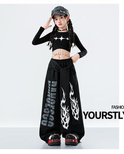 เสื้อแขนยาวเด็กผู้หญิงลายพิมพ์แจ๊สและทิเบตันมาสติฟ สไตล์ Y2K ผ้าถักสำหรับฤดูหนาว ตกแต่งด้วยคริสตัล สีดำ - Product Image 3