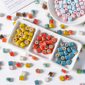 Perles décoratives cylindriques en céramique émaillée à motif floral, style vintage, effet four, pour la décoration intérieure et les accents décoratifs - Product Image 1