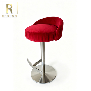 Sgabello da Bar Regolabile in Altezza, Rivestito in Velluto Rosso, Base in Acciaio Inox, Girevole con Poggiapiedi, Design Moderno per Uso Commerciale - Product Image 2