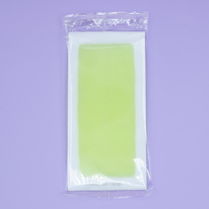 Strip Wax Siap Pakai Trummed Warna Kuning untuk Penghilang Bulu, Cocok untuk Kulit Sensitif, Termasuk Tisu Minyak Pasca Wax untuk Tubuh, Lengan, dan Ketiak - Product Image 3