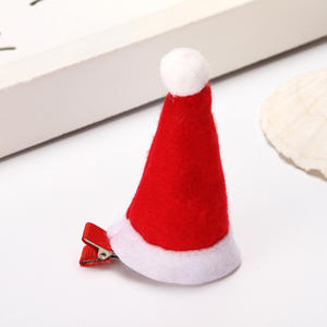 Adorable mini chapeau de père noël pinces à cheveux thème de noël épingle à cheveux rouge blanc feutre chapeau de père noël avec clip parfait pour la décoration de cheveux de fête - Product Image 4