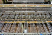 Rouleaux de maille en fibre de verre de 165g pour matériaux de construction, maille de plâtrage anti-fissuration en fibre de verre à haute résistance à la traction
