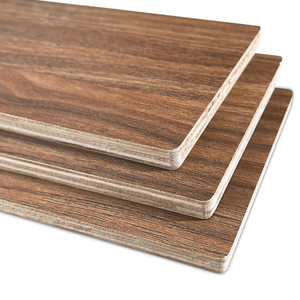 Vente en gros de panneaux de contreplaqué en <span class=keywords><strong>bois</strong></span> résistant à l'eau à haute brillance 4x8 fabricant de feuilles de contreplaqué - Product Image 1