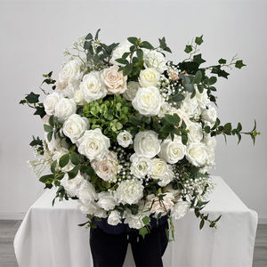 Centro de Mesa de Boda con Bola de Flores Artificiales de Seda Realista, Alta Calidad, Tamaño y Color Personalizables para Arreglos de Eventos - Product Image 1
