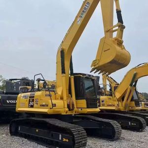 Excavadora Komatsu Usada de 24 Toneladas, de Segunda Mano, Modelo Pc240, con Motor Cummins y Caja de Cambios, en Venta desde Japón - Product Image 1