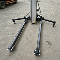 Torre de Elevación Plegable para Sistemas Line Array, Capacidad de Carga 300 kg, Altura 6 m, para Colgar Altavoces y Apilar con Montacargas