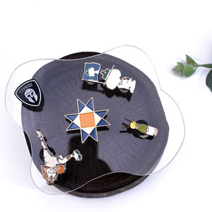 Broche personnalisée par sublimation, badge nominatif sur mesure, accessoire sans plomb, vente en gros aux Émirats arabes unis, porte-badge rétractable pour infirmière, hijab - Product Image 2