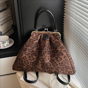 Sacs fourre-tout en cuir imprimé léopard de haute qualité pour femmes, nouveaux sacs à bandoulière et sacs à main sous le bras, vente en gros, grande capacité, sac à dos - Product Image 1