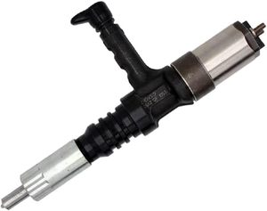 หัวฉีดน้ำมันเชื้อเพลิงเครื่องยนต์รถขุด PC400-8 รุ่น 095000-0560 095000-0562 6218-11-3100 6218-11-3101 - Product Image 1