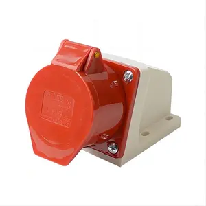 Iec/Ce New Industrial Plug Socket 16A 220-380V 3p IP44 Female Socket