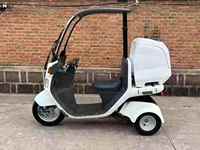 Scooter motorisé à trois roues de 50 cm³ pour passagers - Certifié CEE, carrosserie ouverte, assistance au carburant, mini moto rétro Turtle