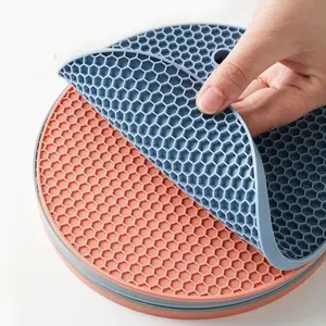 Kitchen Utensils Heat Resistant Honeycomb Silicone Table Plate Mat Fondue Rack Mat Clay Coaster