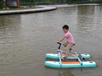Bateau à pédales gonflable en PVC de haute qualité, style enfantin, en alliage d'aluminium, monoplace, pour loisirs aquatiques, certifié CE, à vendre
