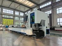 Machine de découpe de tubes et de tuyaux en métal CNC à fibre laser, commande Cypcut, composants HIWIN, 1500W-12000W, haute productivité