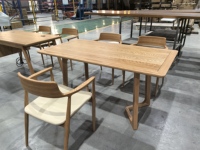 Luxuriöser Esstisch aus Massivem Roteichenholz in Gewerblicher Qualität, E0-Finish, 6-Sitzer, Japandi Minimalistisches Design, Wohnmöbel