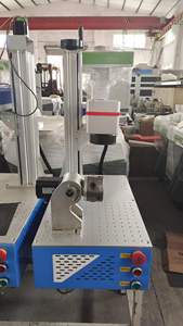 Grabador láser de <span class=keywords><strong>fibra</strong></span> portátil 20W <span class=keywords><strong>30W</strong></span> 50W Raycus Marking Machine con 300*300mm SG7110 Galvo EZCAD Anillo de punto rojo doble giratorio - Product Image 2