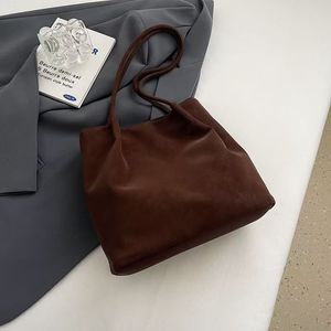 Bolsos Casuales de Gran Capacidad para Mujer Más Vendidos en 2025, Bolsos de Hombro y Bandolera Simples de Color Sólido en Gamuza - Product Image 5