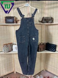 YongLiJia <span class=keywords><strong>negozio</strong></span> dell'usato da donna pantaloni con bretelle in Denim Casual misto di seconda mano Jeans da donna 45kg all'ingrosso - Product Image 6