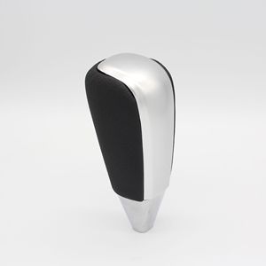 Pommeau de levier de vitesse Toyota en cuir argenté, base conique, ergonomique, compatible avec les transmissions automatiques - Product Image 1