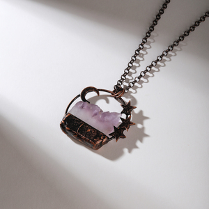 Kalung Liontin Batu Permata <span class=keywords><strong>Amethyst</strong></span> Perunggu Alami Star and Moon Hot <span class=keywords><strong>Sale</strong></span> untuk Wanita Unisex Pesta Grosir - Product Image 1