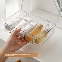Boîte de rangement en plastique transparente à cinq compartiments sur mesure, boîte de rangement moderne minimaliste pour le soin de la peau et les fards à paupières sur le bureau