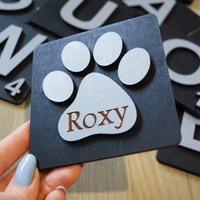Impression de patte personnalisée, signe imprimé de patte de Scrabble, cadeau d'amoureux de chien, ornement de patte en bois