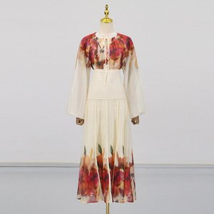 Abito stile <span class=keywords><strong>palazzo</strong></span> francese da donna 2025 <span class=keywords><strong>estate</strong></span> nuova camicia stampata con maniche a lanterna + gonna a vita alta a fiori Set due pezzi - Product Image 2