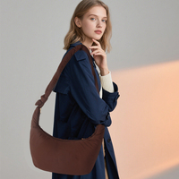 Leichte benutzer definierte Frauen Mini Schulter geste ppte geschwollene Handtasche Nylon Puffer Umhängetasche