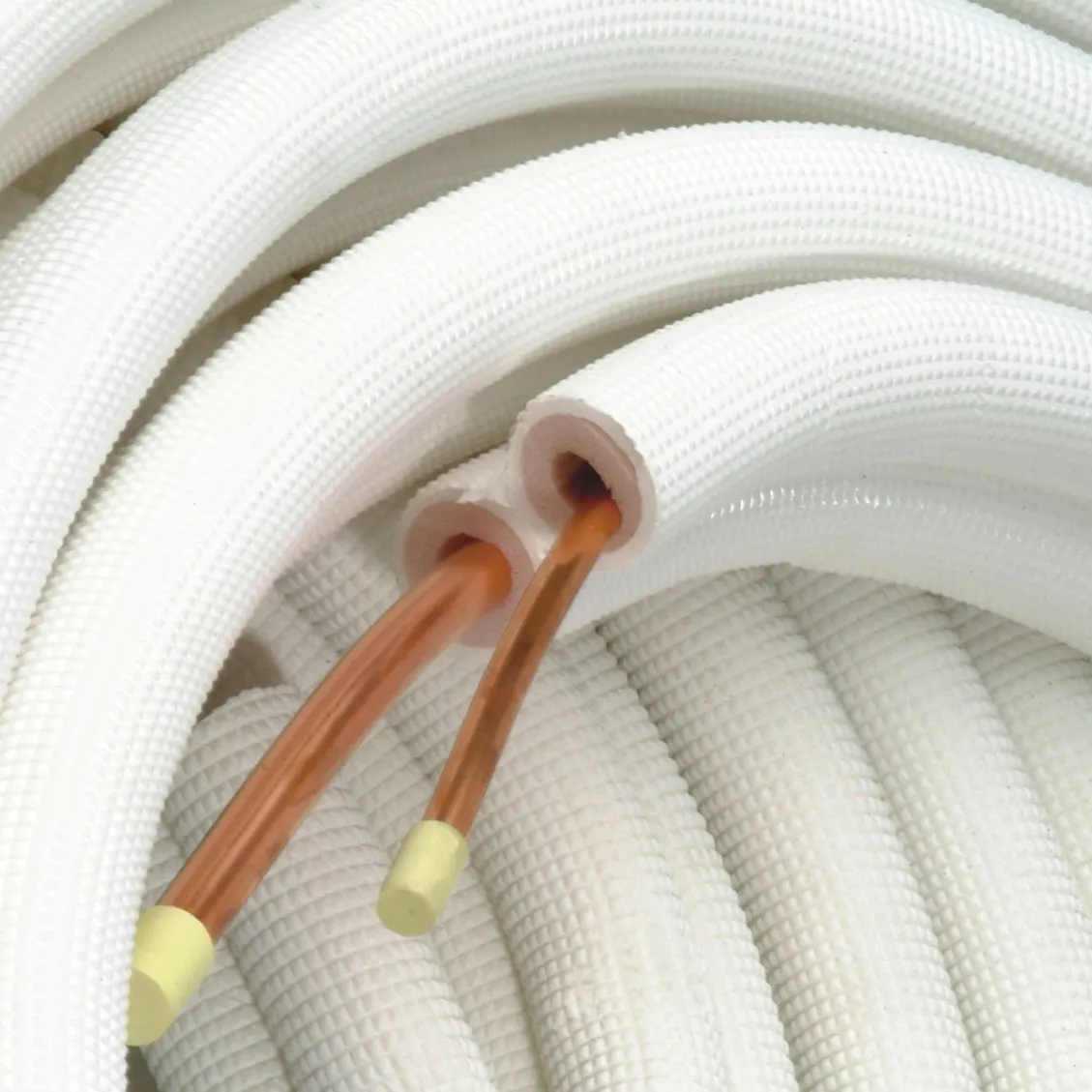 Tubi di rame Hailiang per condizionatori d'aria isolamento di colore bianco o personalizzato tubo isolante di protezione UV PE per AC