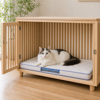 Tapis matelassé pour cage à chat avec passepoil bleu pâle, fenêtre de visualisation visible et fond antidérapant pour cages à chat domestiques