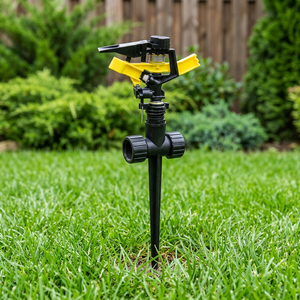 Aspersor de Jardín de 2 Vías con Impulso de Pico y Engranaje de 360 Grados, de POM Amarillo, de 1/2 Pulgada, con Distancia de Rociado de 10m-18m y Riego Eficiente - Product Image 2