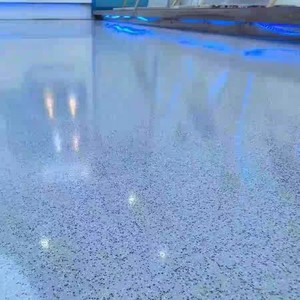 Nouvelle peinture liquide pour sols auto-nivelante imperméable à l'eau de la marque Luzhi, sable coloré époxy JS, résistante à l'usure, antidérapante, revêtement terrazzo, 25 kg - Product Image 1