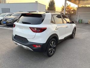 Buen Precio para <span class=keywords><strong>Kia</strong></span> <span class=keywords><strong>Stonic</strong></span> 2021 1.4L CVT Versión Fun Enjoyment con Techo Solar, Auto Usado en Buenas Condiciones, en Existencia, Gran Venta - Product Image 4