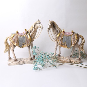 Hot Selling Factory <span class=keywords><strong>Polyresin</strong></span> Craft Dercit Oem Hars Paard Beeldje Voor Tuin Decor