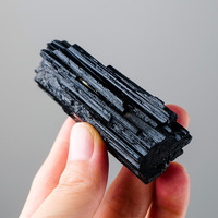 Pierre brute de tourmaline noire naturelle, diffuseur d'aromathérapie, spécimen décoratif, artisanat, décoration d'aquarium, pierre concassée