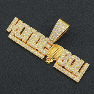 สร้อยคอจี้รูปไมโครโฟนสไตล์ฮิปฮอปสุดเท่ห์ ดีไซน์เรียบง่ายสำหรับผู้ชาย ขายดี สร้อยคอแฟชั่น เครื่องประดับขายส่ง - Product Image 3