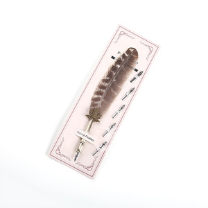 Ensemble de <span class=keywords><strong>calligraphie</strong></span> vintage médiévale <span class=keywords><strong>anglaise</strong></span> Bookworm Water Writing Fountain avec <span class=keywords><strong>plume</strong></span> à plumeau et stylo <span class=keywords><strong>plume</strong></span> - Product Image 3