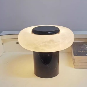 โคมไฟตั้งโต๊ะหินอ่อนสเปนสไตล์มินิมอลโมเดิร์น LED 220V สำหรับห้องนั่งเล่น ห้องนอน ข้างเตียง ดีไซน์วาบิซาบิ - Product Image 3