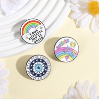 Broche émotionnelle style autisme, badge peint, accessoire vestimentaire polyvalent, épingle de col géométrique ronde arc-en-ciel, médaille