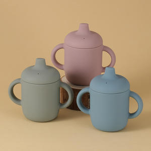 Juego de Vasos de Silicona para Bebés y Niños Pequeños con Tazón y Cuchara, Antiderrames, Libres de BPA, Aptos para Alimentos - Product Image 2