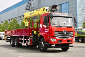 Grue montée sur camion DongFeng fabriquée en Chine, grue mobile de 12 tonnes, boîte de vitesses Zoomlion pour travaux routiers, transport lourd - Product Image 2