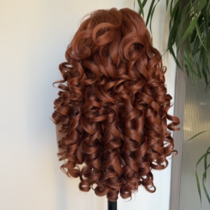 <span class=keywords><strong>Parrucche</strong></span> Afro Ricci Latisha Hot Selling, Biondo Acqua Profondo, Senza Colla, Onde e <span class=keywords><strong>Parrucche</strong></span> Sintetiche HD Lace Frontal per Donne Nere - Product Image 2