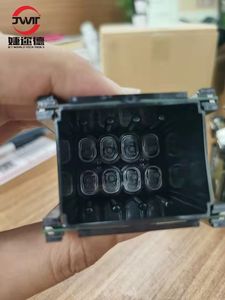 رأس طباعة Roland VS300i بدقة مذهلة لوضع القطرات رسومات عالية - Product Image 3